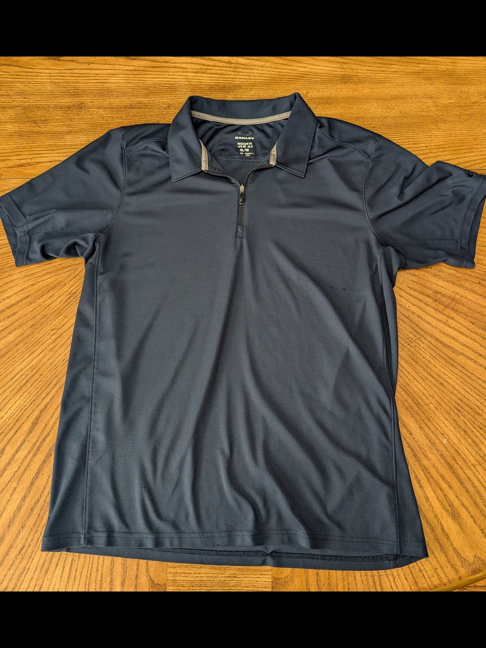 Oakley Men’s Dark Navy Quarter-Zip Performance Polo